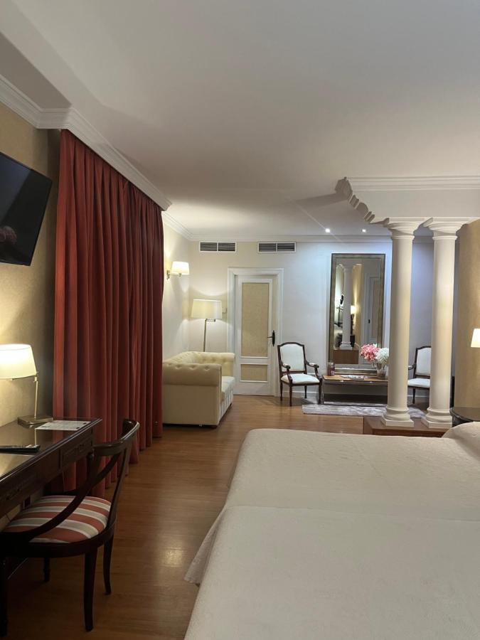 Hotel Santo Domingo Lucena Exterior photo